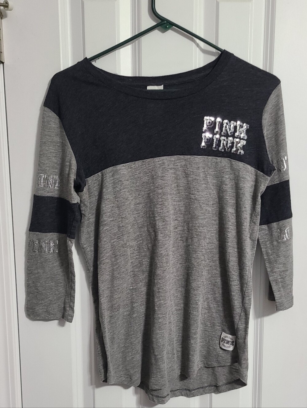 PINK Victoria's Secret Charcoal & Heather Gray Colorblock Long Sleeve Tee